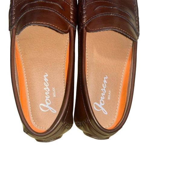 Elegant Dark Brown Men's Loafers - Picture 9 of 10